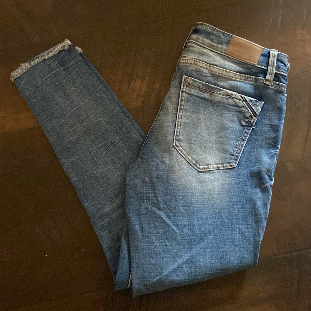 Buckle Black womens skinny jeans